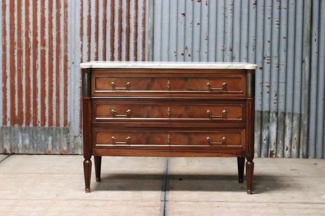 chest of drawers storage